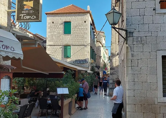 Old Town * Trogir